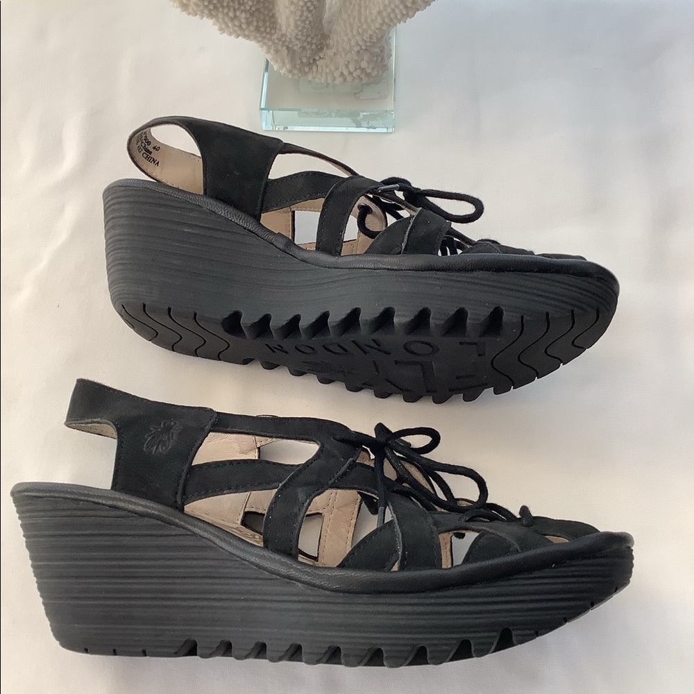 Fly London Wedge Sandals👡 - Picture 2 of 5